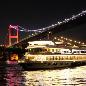 9 MAYIS 2026 "ANNELER GÜNÜNE ÖZEL" KADINLAR MATİNESİ  & İSTANBUL BOĞAZINDA TEKNEDE EĞLENCE TURU