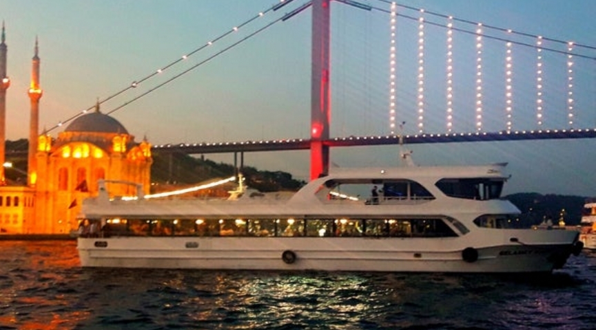05 TEMMUZ  Kadınlar Matinesi İstanbul Boğazı´nda Teknede Eğlence