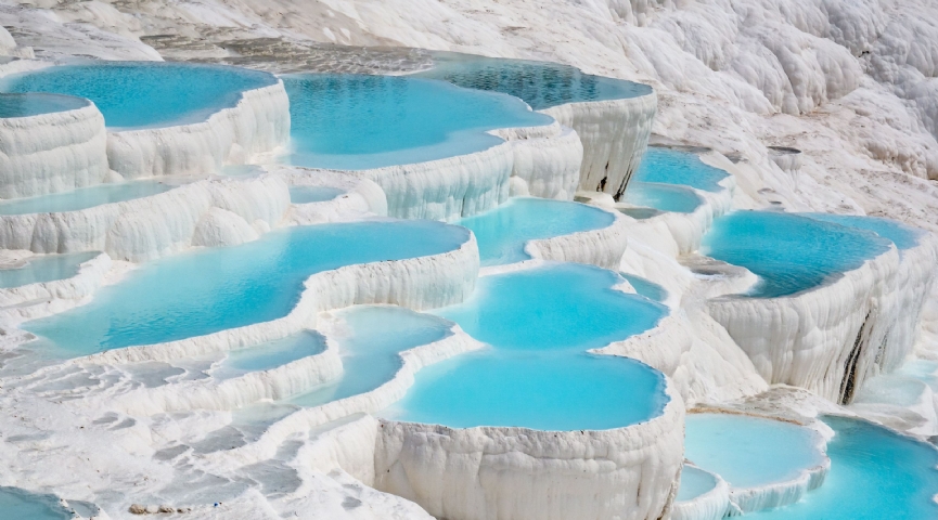 8-10  MAYIS 2026 SALDA GÖLÜ - PAMUKKALE - KULADOKYA -SARDES ANTİK KENTİ TURU