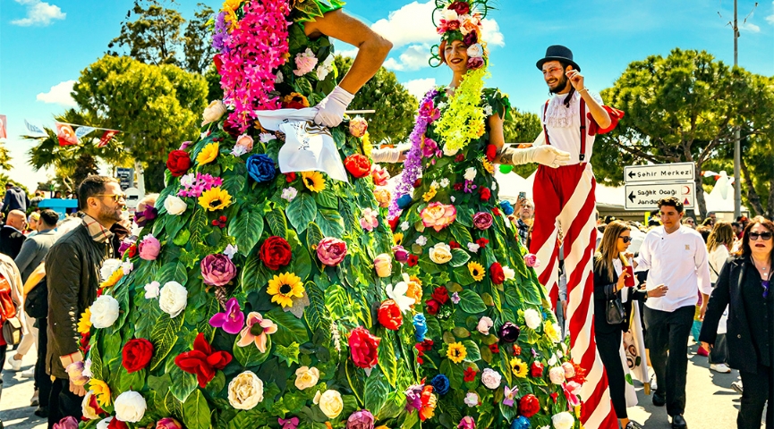 25-26 NİSAN 2026 URLA ENGİNAR FESTİVALİ VE ALAÇATI OT FESTİVALİ ÖZEL EGE´NİN GÜZELLİKLERİ